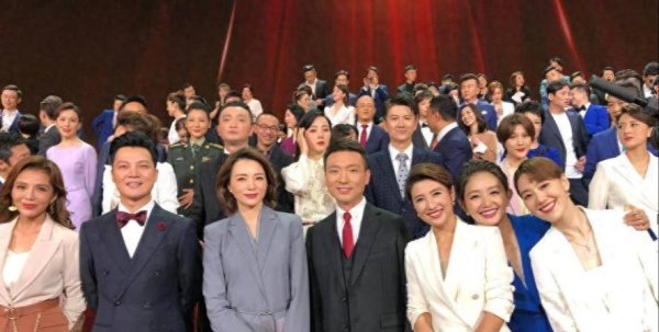 金砖财富 退休6个月还没享福就去世，一辈子无儿无女，他比罗京更令人惋惜